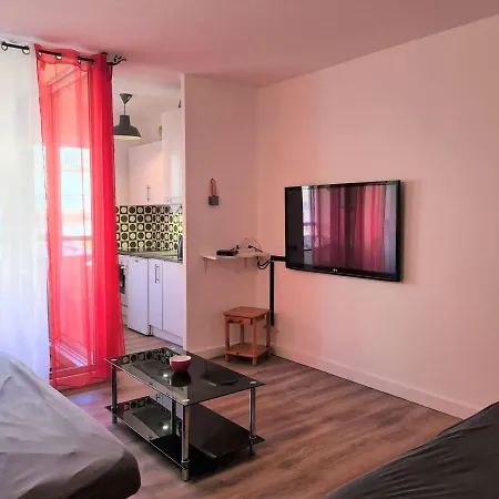 Apartment T2 6 Couchages, A Proximite, Terrasse Couverte - Cap D'agde - Fr-1-249-387