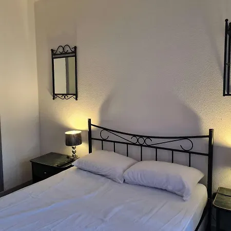 T2 6 Couchages, A Proximite, Terrasse Couverte - Cap D'agde - Fr-1-249-387 Apartment